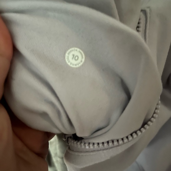 Lululemon Size 10 Jacket - Picture 2 of 3